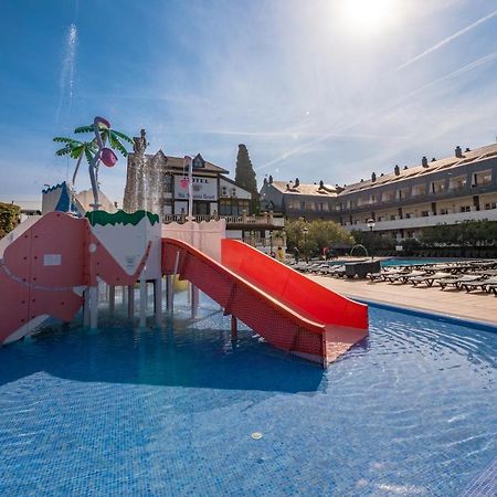 Holiday Home Santa Susanna 94 With Outdoor Swimmingpool Exterior photo