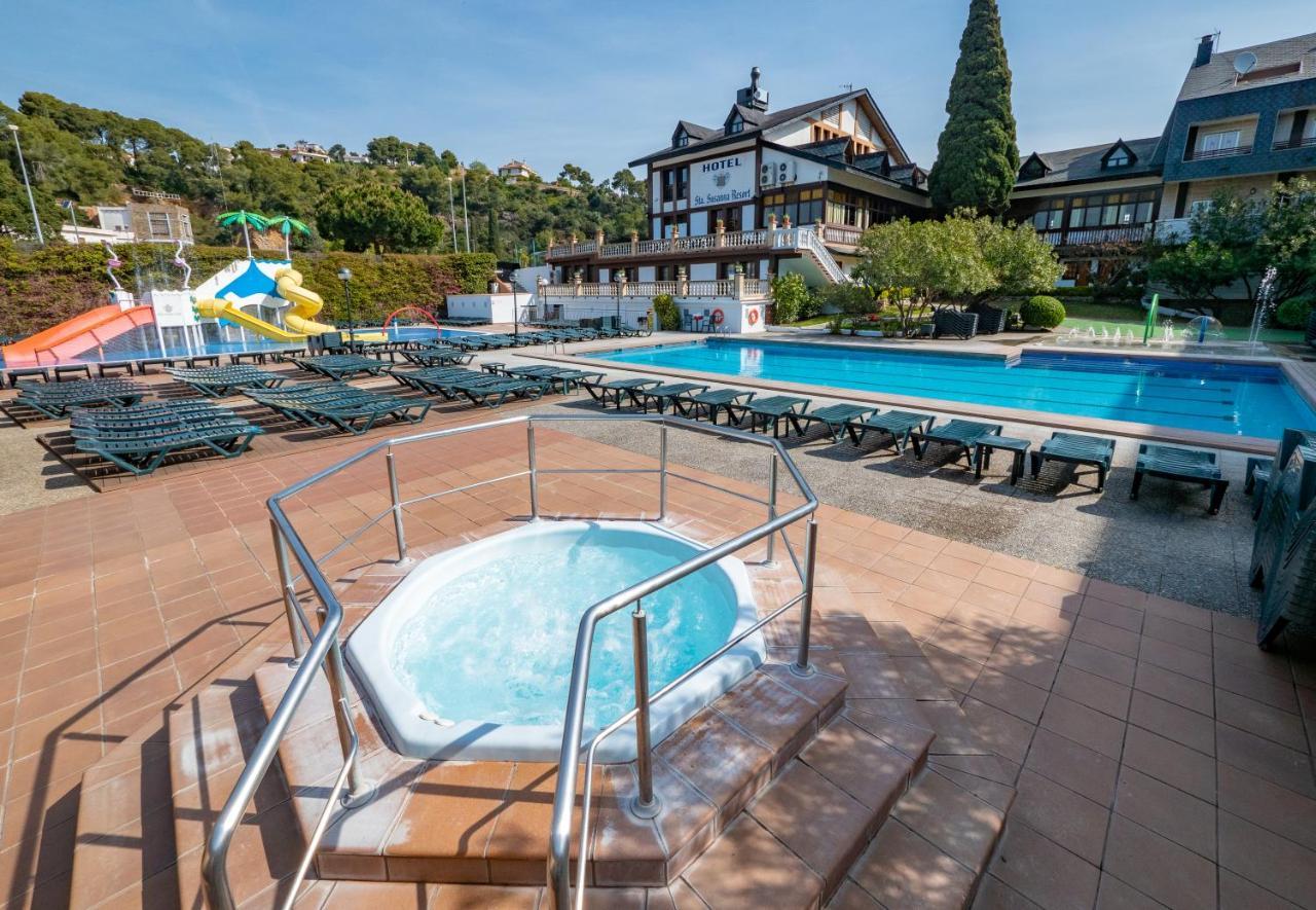 Holiday Home Santa Susanna 94 With Outdoor Swimmingpool Exterior photo