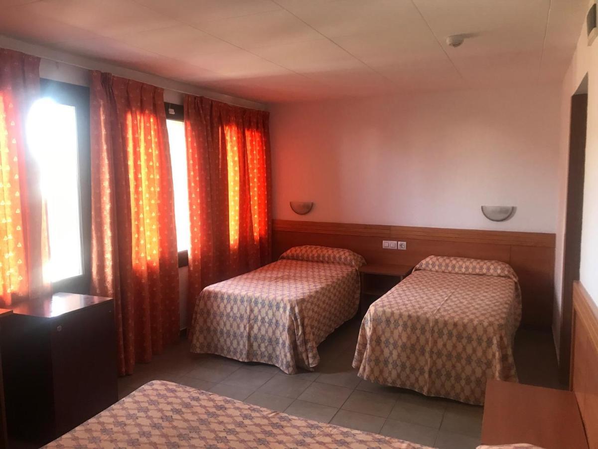 Holiday Home Santa Susanna 94 With Outdoor Swimmingpool Room photo