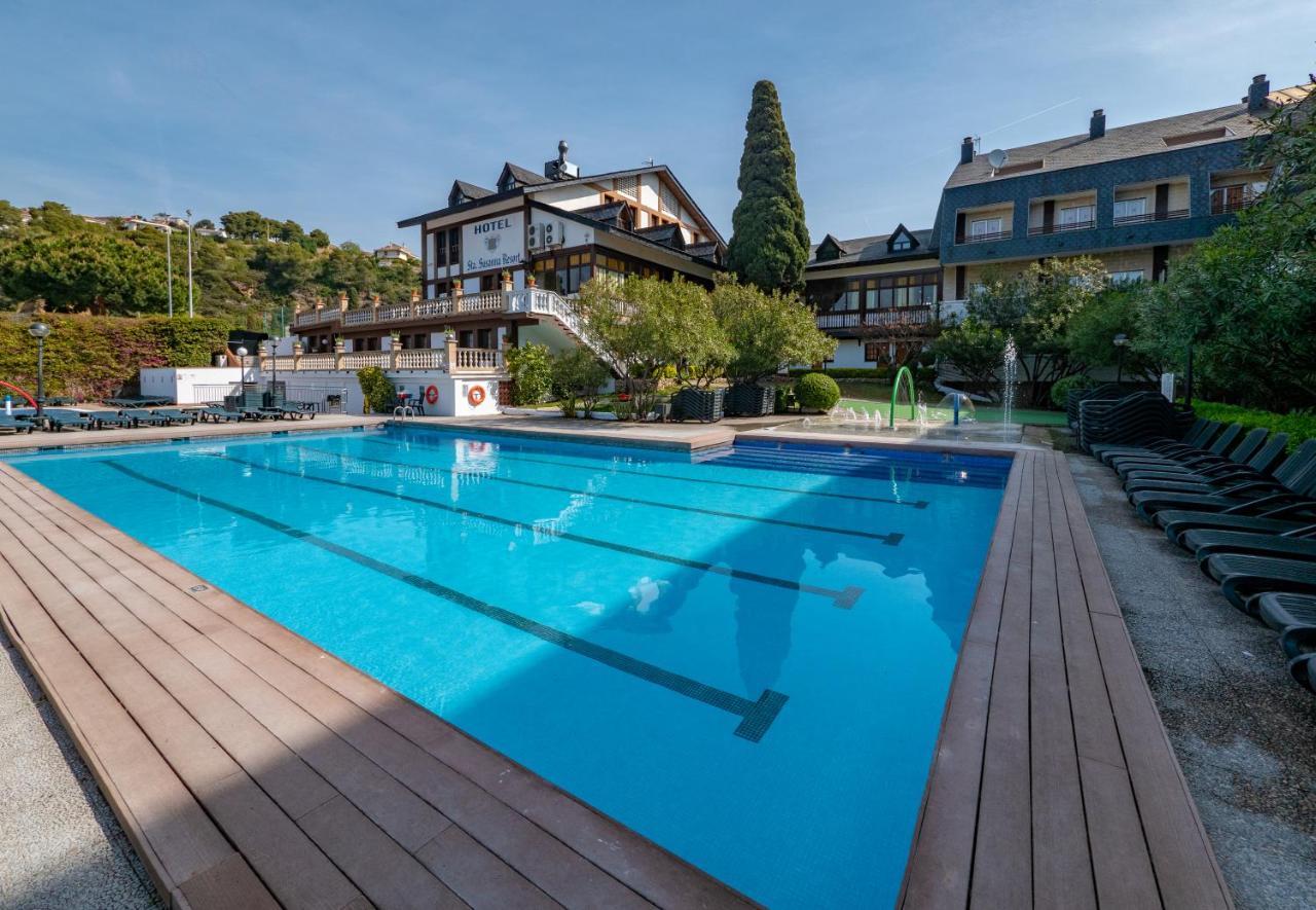 Holiday Home Santa Susanna 94 With Outdoor Swimmingpool Exterior photo